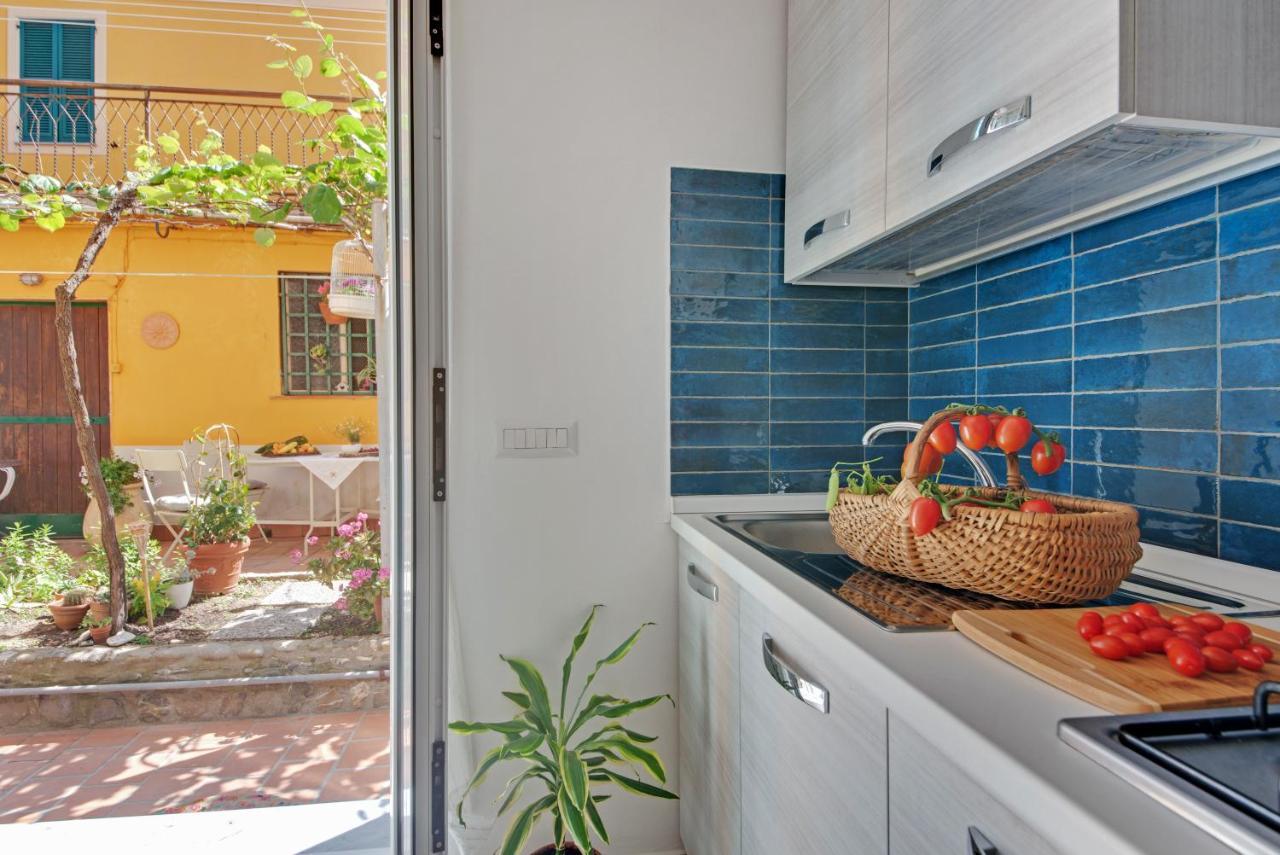 Un'Oasi Al Mare Apartment Монеглия Екстериор снимка